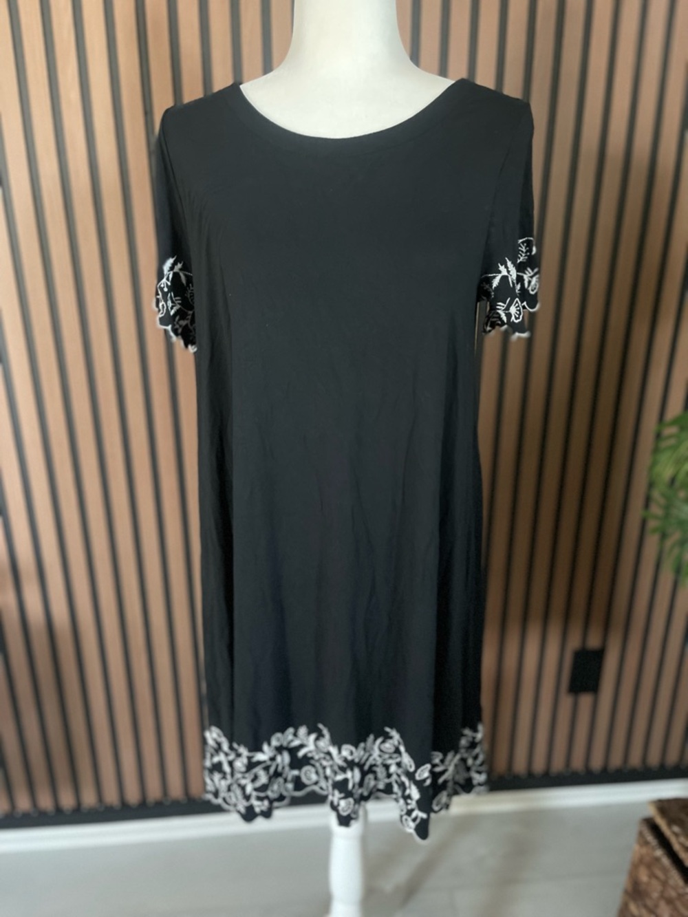 LOFT embroidered T-shirt dress